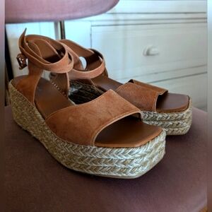 Lafayette 148 leather platform sandals size 10 NWOT